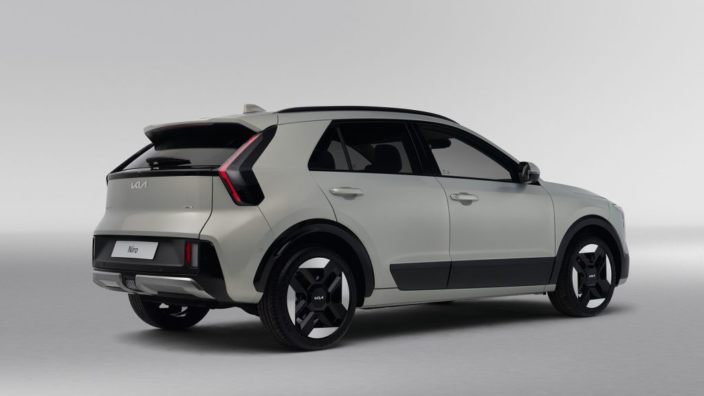 Achterkant van de nieuwe Kia Niro 2026