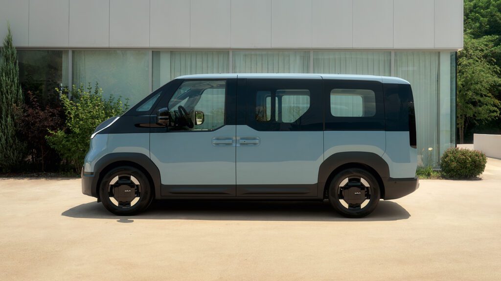 Kia PV5 zevenzitter bij Autocentrum Van Vliet