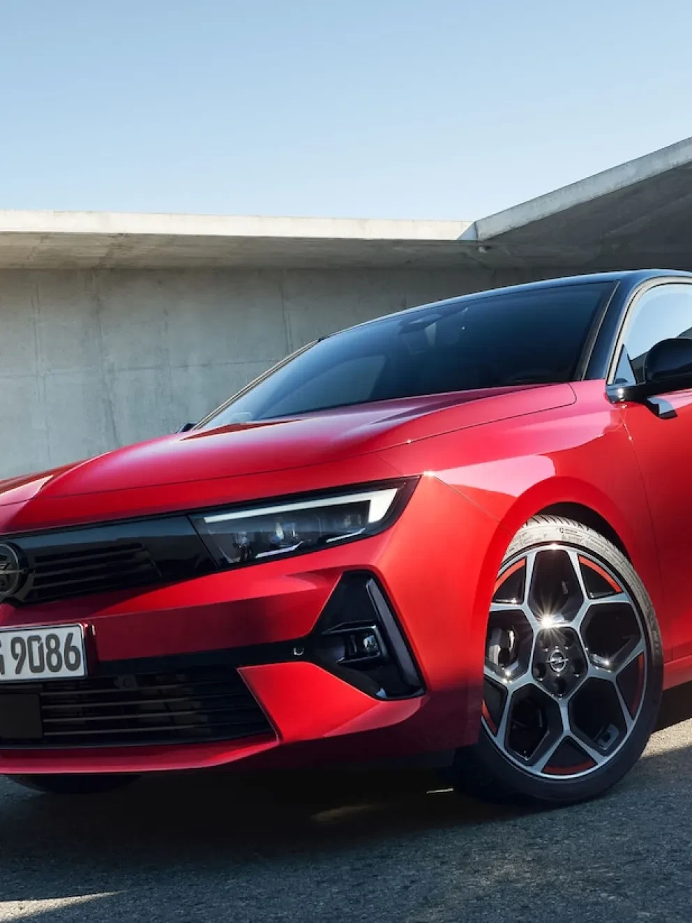 Autocentrum-Van-Vliet-Opel-Astra-voorkant