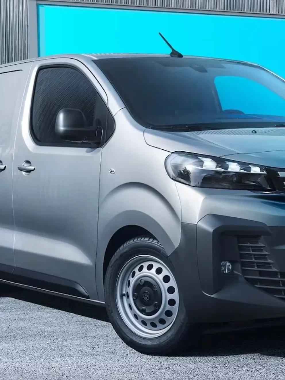 Autocentrum-Van-Vliet-Peugeot-nieuwe-e-Expert-voorkant