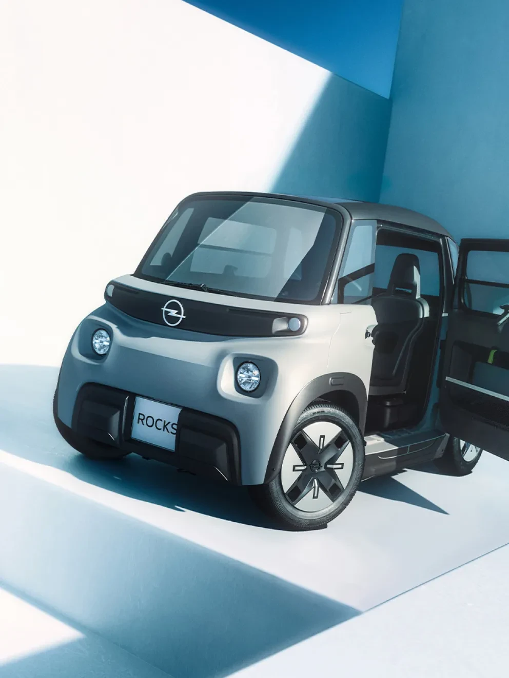 Opel Rocks Electric: Jouw Toekomst van Stedelijk Rijden bij Autocentrum Van Vliet