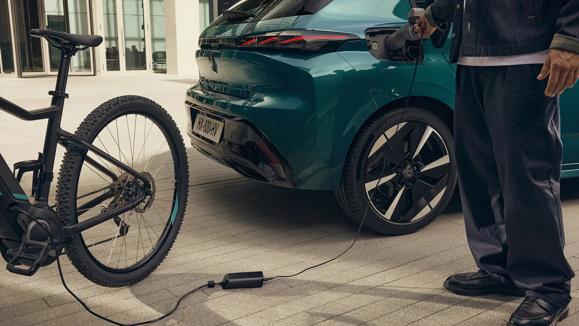 Nieuwe Peugeot e-308 toekomstgericht