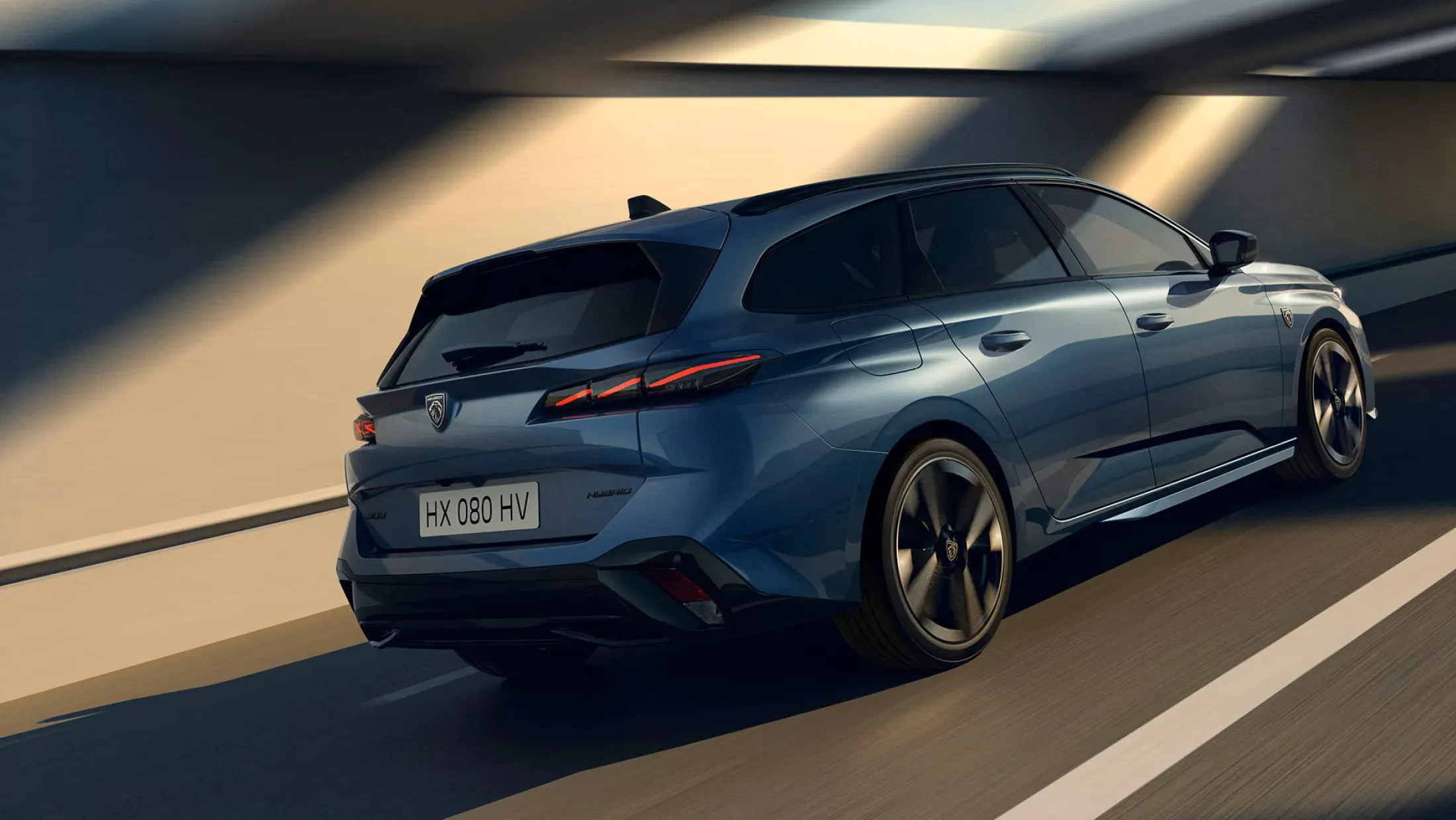 Nieuwe Peugeot 308 SW Hybrid