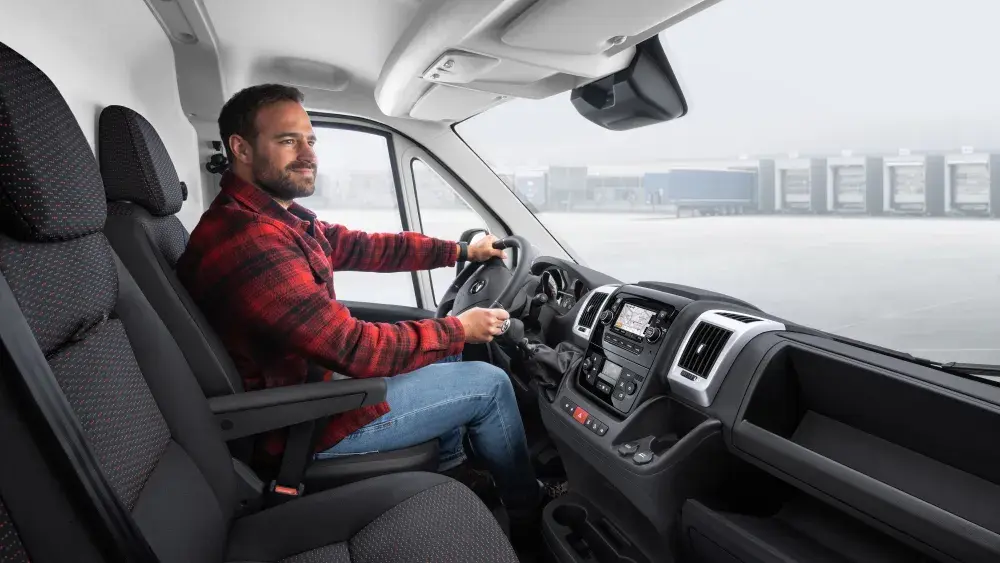 Autocentrum-Van-Vliet-Opel-Movano-stoelen