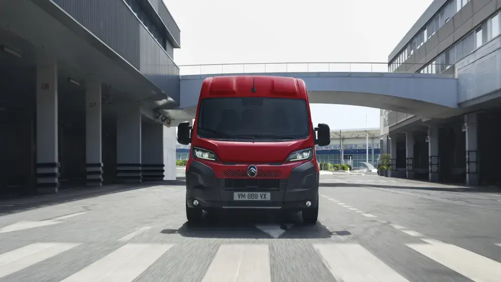 Autocentrum-Van-Vliet-Citroën-Nieuwe-Jumper-voorkant