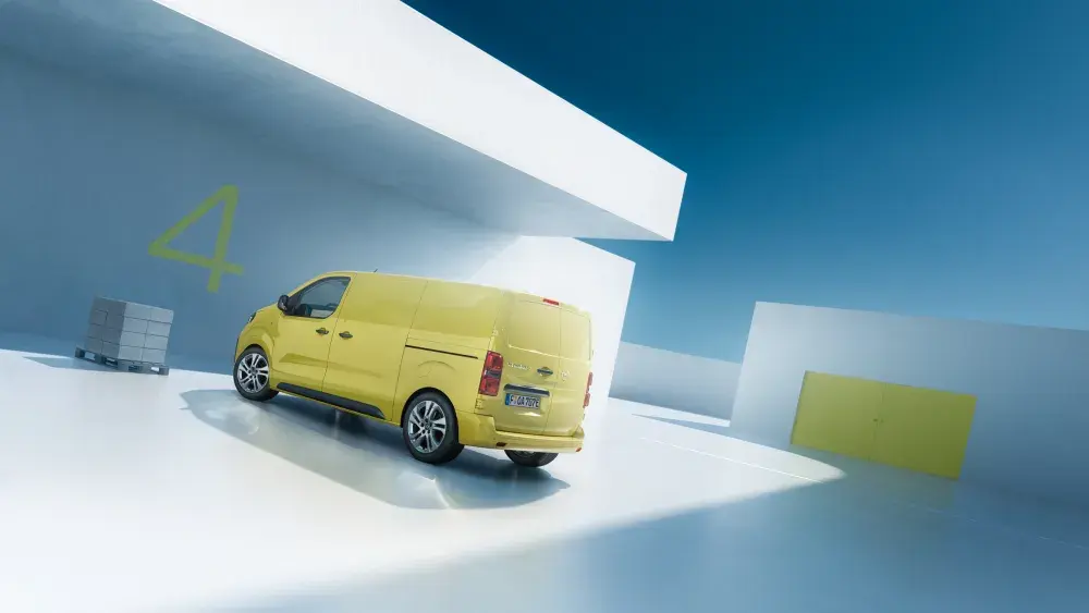 Autocentrum-Van-Vliet-Opel-Vivaro-achterkant