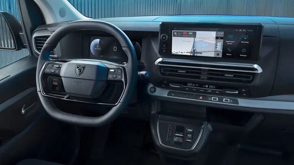 Autocentrum-Van-Vliet-Peugeot-nieuwe-e-Expert-dashboard