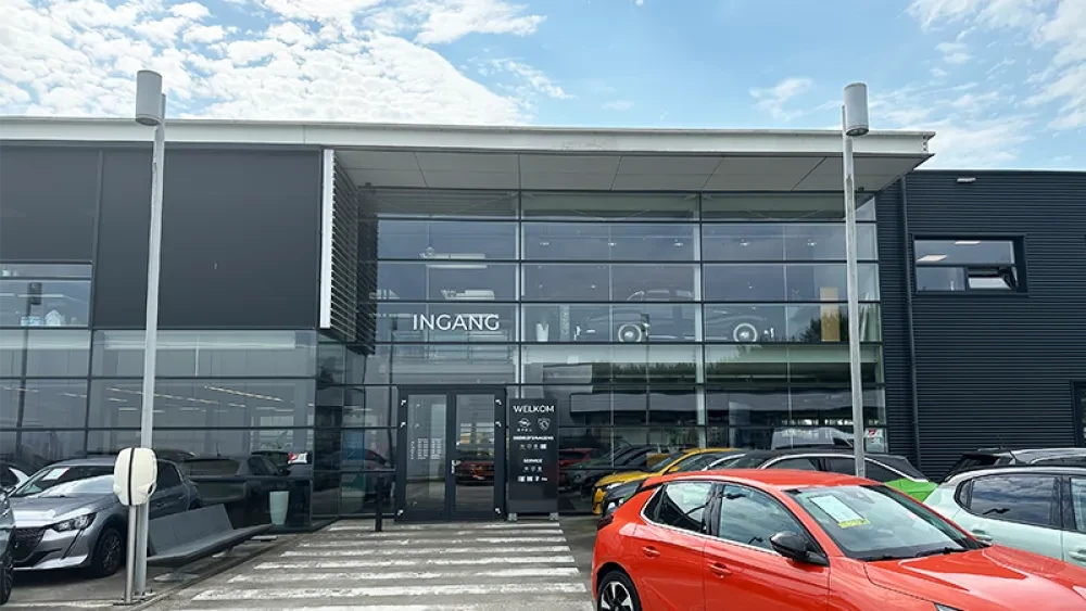Van Vliet Autogroep ingang