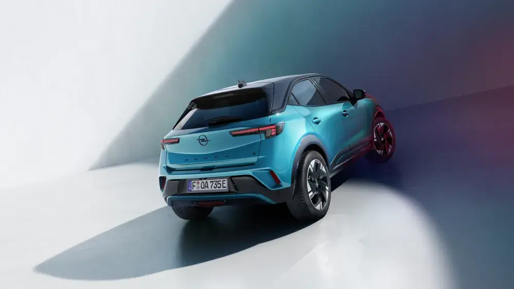 Autocentrum-Van-Vliet-Opel-nieuwe-Mokka-achterkant.jpg