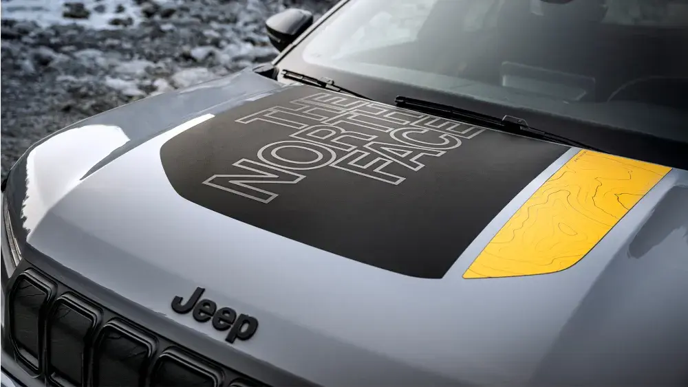Wat schuilt er onder de motorkap van de Jeep Avenger 4xe The North Face Editio
