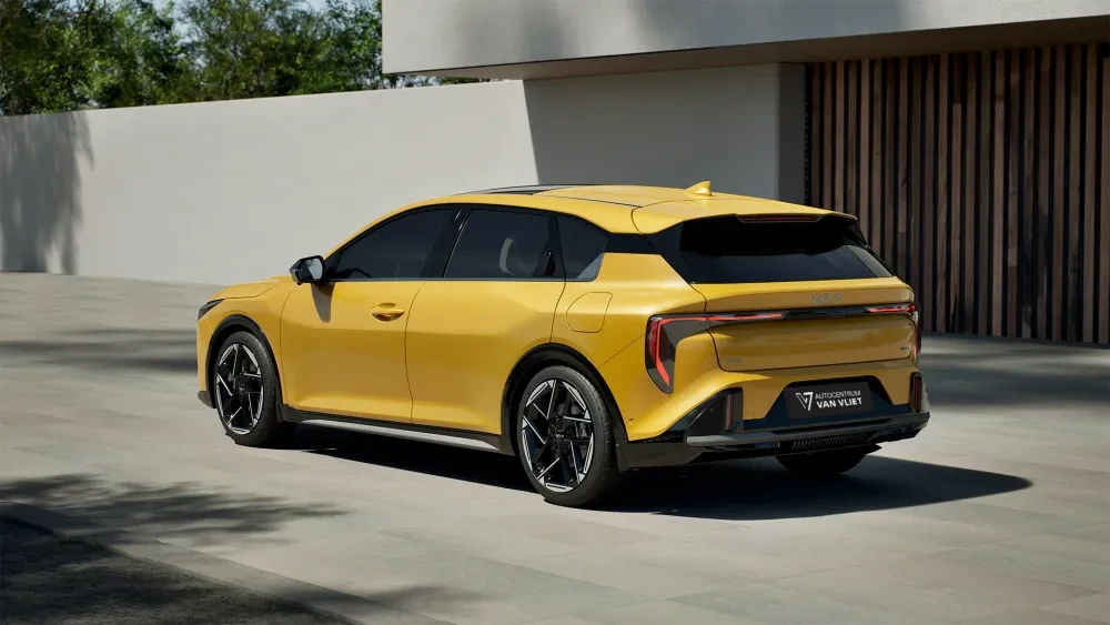Nieuwe Kia K4: dynamisch design, hightech interieur en slimme technologie
