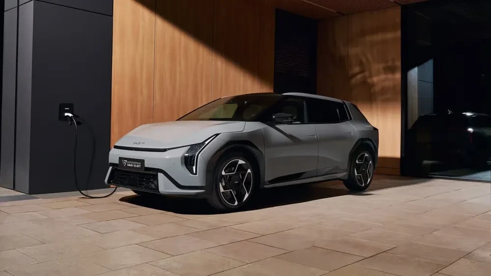 De Nieuwe Kia EV4: De Zakelijke Rebel
