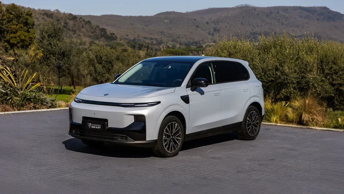 Leapmotor B10 Hybrid EV