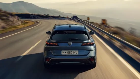 Nieuwe Peugeot 308 SW Plug-in Hybrid